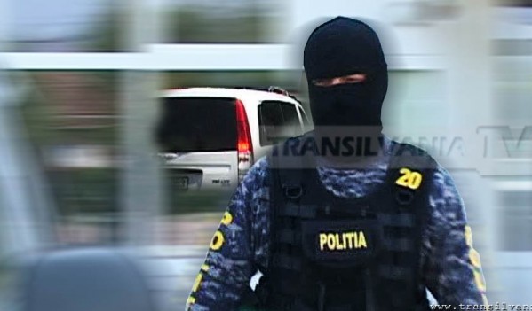 Percheziții efectuate de polițiști în Zlatna și Tăuți, la persoane bănuite de înșelăciune și delapidare Percheziții efectuate de polițiști în Zlatna și Tăuți, la persoane bănuite de înșelăciune și delapidare