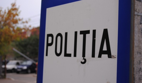 Aiud: Reținut de polițiști, după ce a distrus un aparat de jocuri mecanice Aiud: Reținut de polițiști, după ce a distrus un aparat de jocuri mecanice