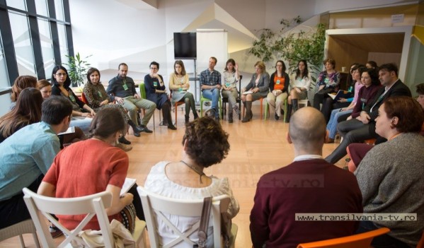 După un eveniment de succes la București, Caravana RestartEdu pornește prin țară pentru a conecta inovatorii din educație După un eveniment de succes la București, Caravana RestartEdu pornește prin țară pentru a conecta inovatorii din educație