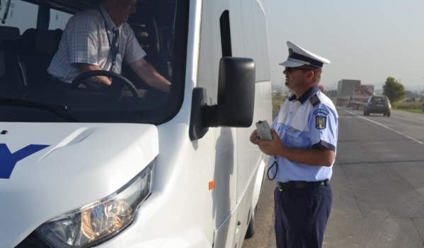 POLIŢIŞTII DIN ALBA VOR FI LA DATORIE ŞI DE FLORII POLIŢIŞTII DIN ALBA VOR FI LA DATORIE ŞI DE FLORII