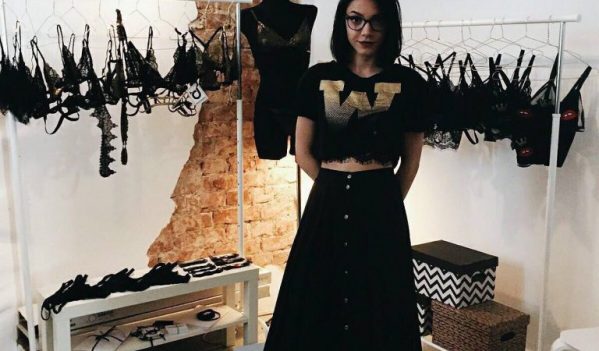 Raluca Braniste, creatoarea de moda albaiuliana care face furori cu creatiile sale! Raluca Braniste, creatoarea de moda albaiuliana care face furori cu creatiile sale!