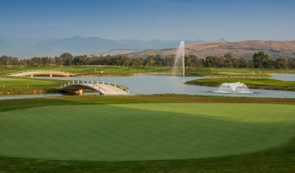 Theodora Golf Club, cel mai mare resort de golf din România, se deschide în Teleac, județul Alba Theodora Golf Club, cel mai mare resort de golf din România, se deschide în Teleac, județul Alba