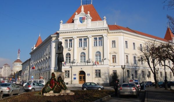 Un nou prefect la Alba? Ministru Victor Negrescu facut de ras la Alba Iulia! Un nou prefect la Alba? Ministru Victor Negrescu facut de ras la Alba Iulia!