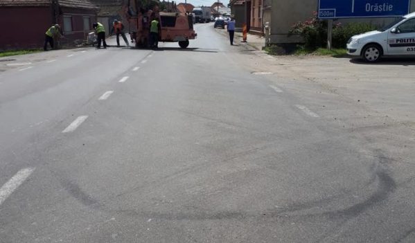 Primarul Sebesului refuza sa receptioneze lucrarile de pe DN1, nemultumit de calitatea acestora! Primarul Sebesului refuza sa receptioneze lucrarile de pe DN1, nemultumit de calitatea acestora!