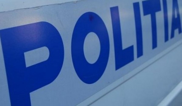 A intrat cu mașina într-o căruță, la ieșirea din comuna Gârbova A intrat cu mașina într-o căruță, la ieșirea din comuna Gârbova