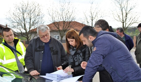 Canalizarea din Vinerea va deveni funcţională Canalizarea din Vinerea va deveni funcţională