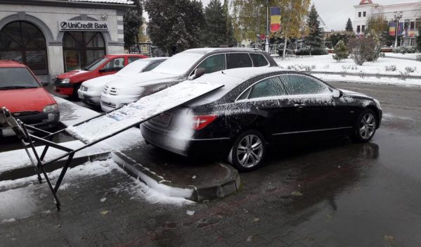 Sute de familii din zona Sebesului fara curent Sute de familii din zona Sebesului fara curent