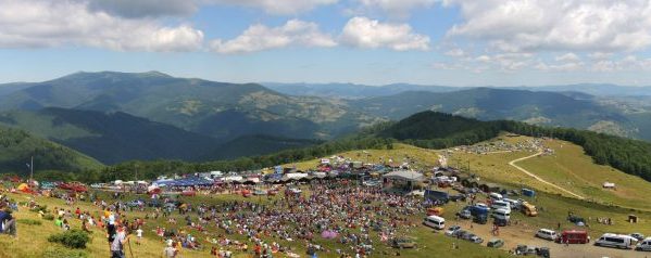 Târgul de Fete de pe Muntele Găina, nu va avea loc in acest an! Târgul de Fete de pe Muntele Găina, nu va avea loc in acest an!